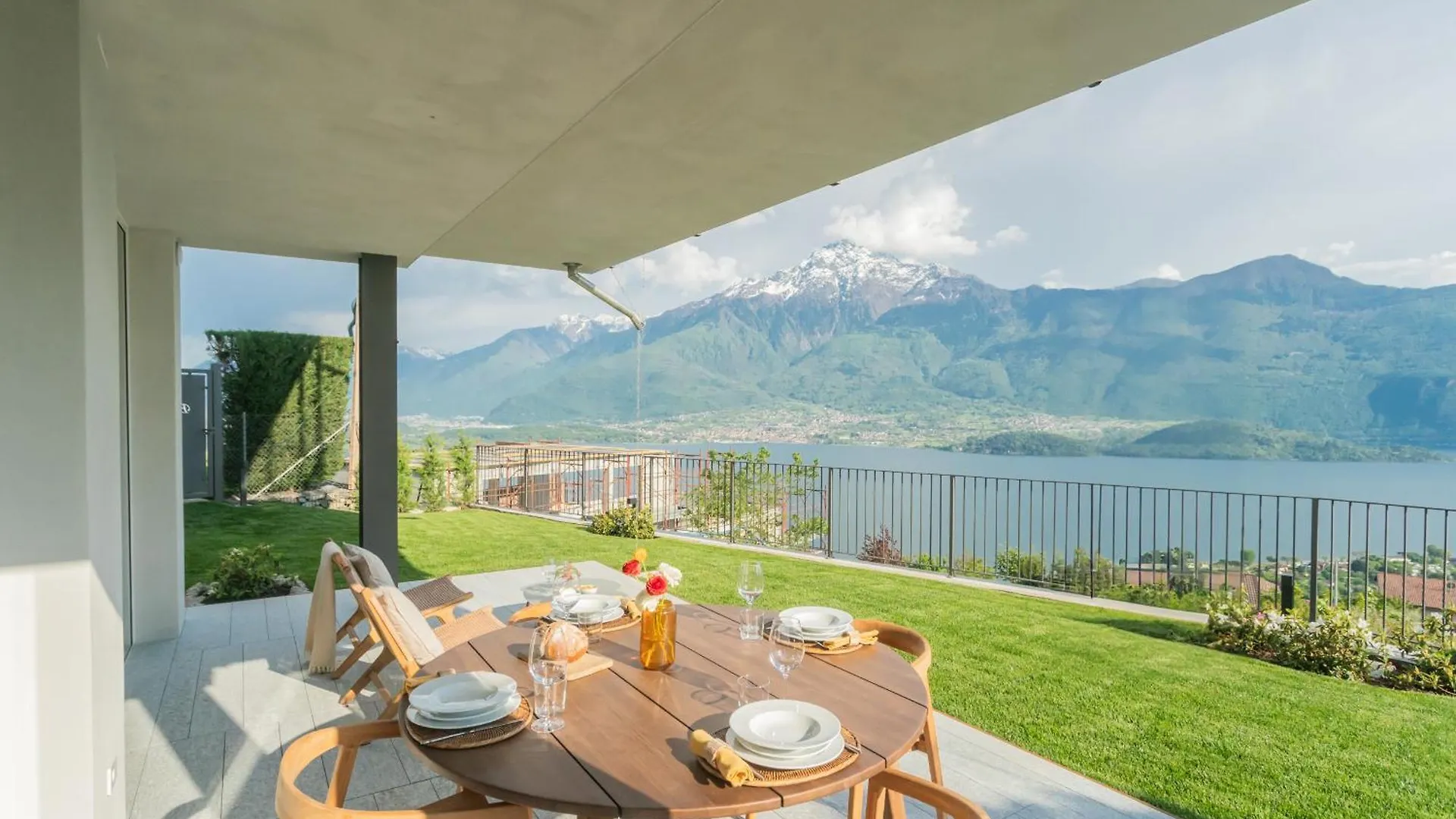 Valarin Luxury Apartments & Wellness, Vercana By Rent All Como 0*,  Italië