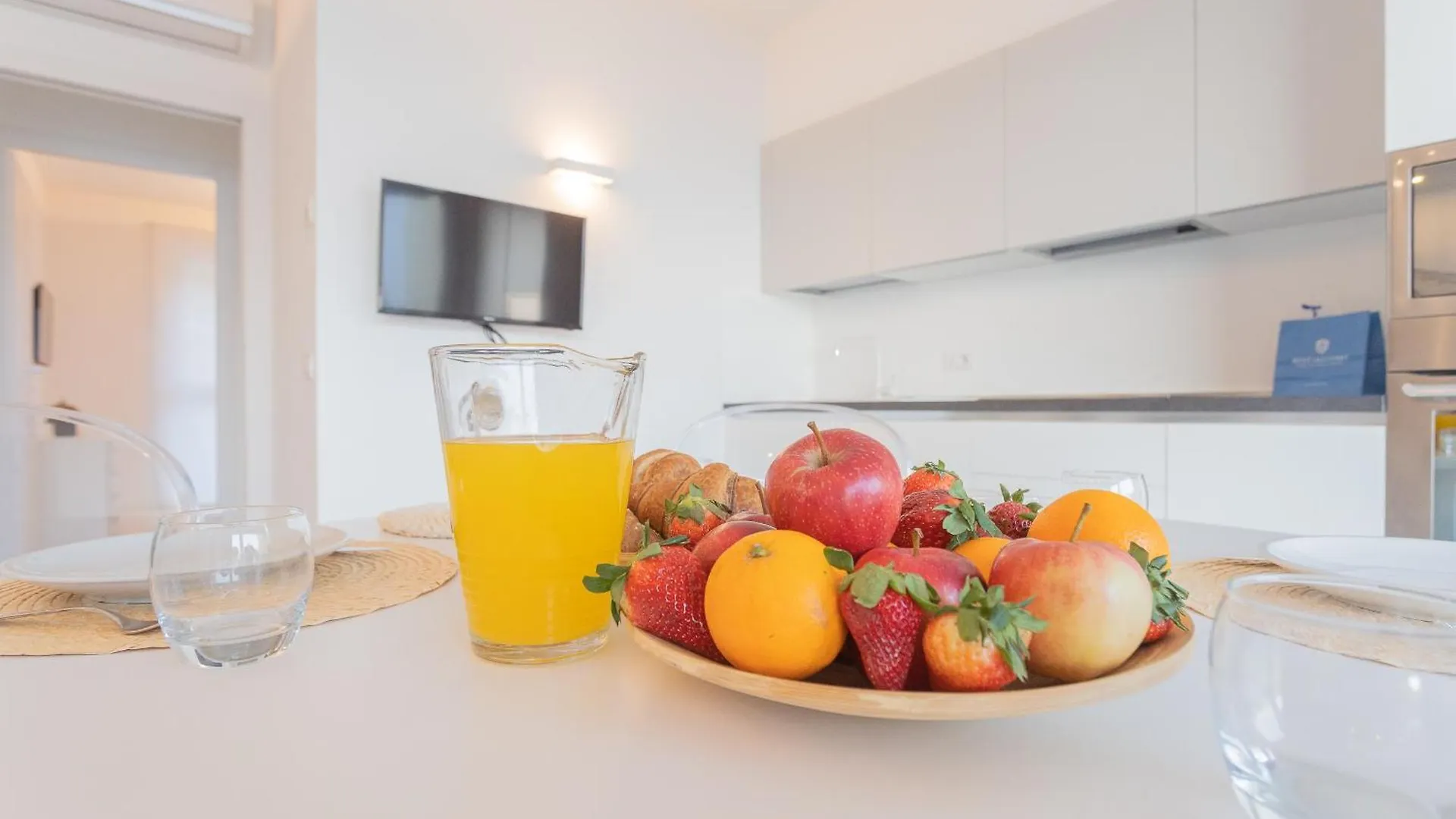 Valarin Luxury Apartments & Wellness, Vercana By Rent All Como