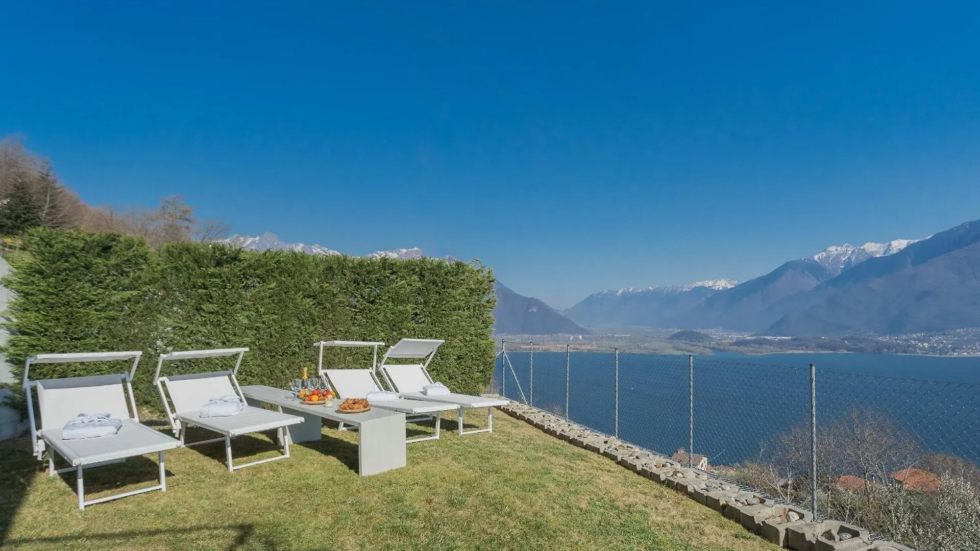 Valarin Luxury Apartments & Wellness, Vercana By Rent All Como 0*,  Italië