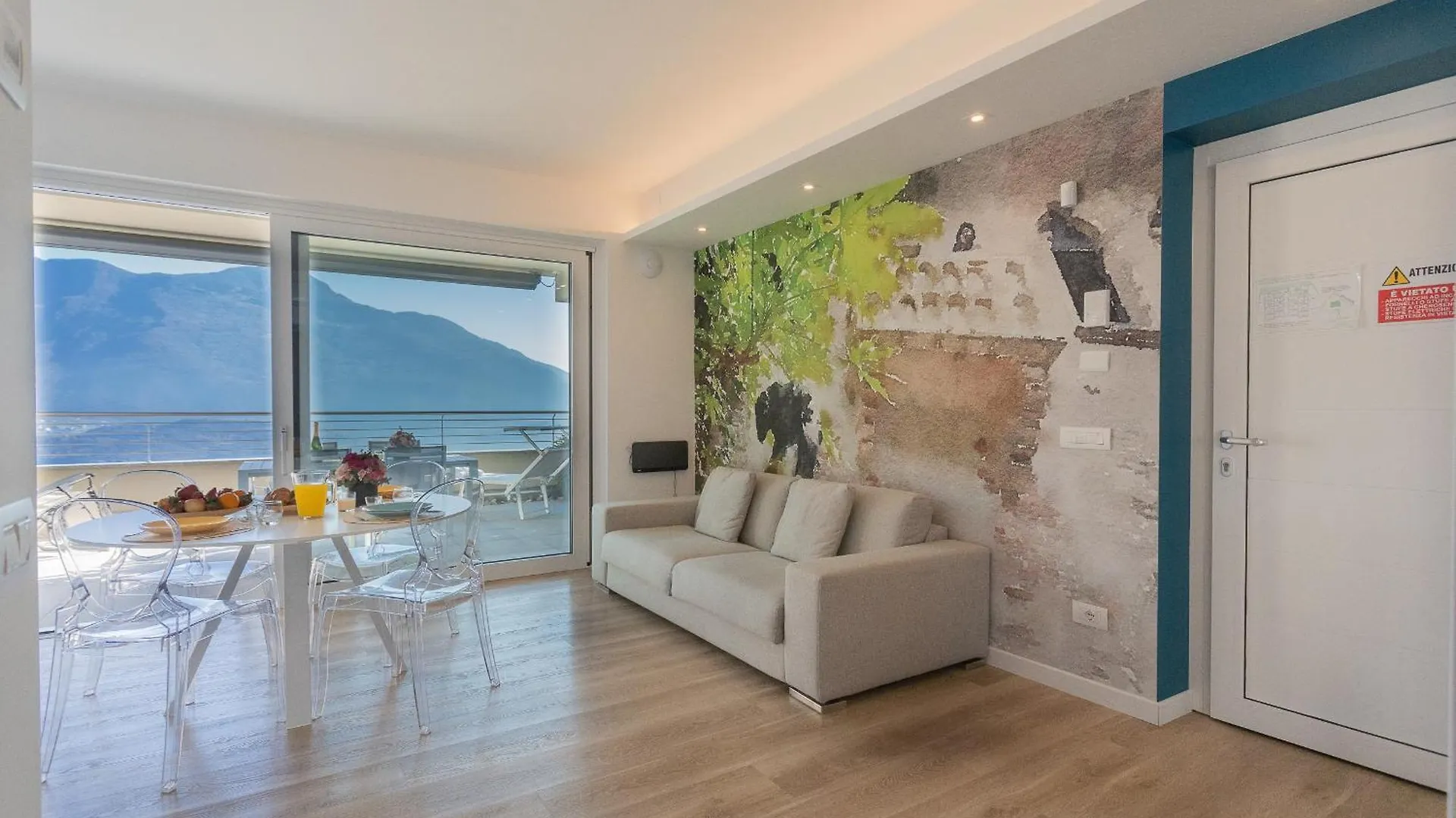 Valarin Luxury Apartments & Wellness, Vercana By Rent All Como 0*,  Italië