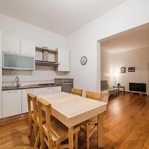  Apartment Manzoni House Italy