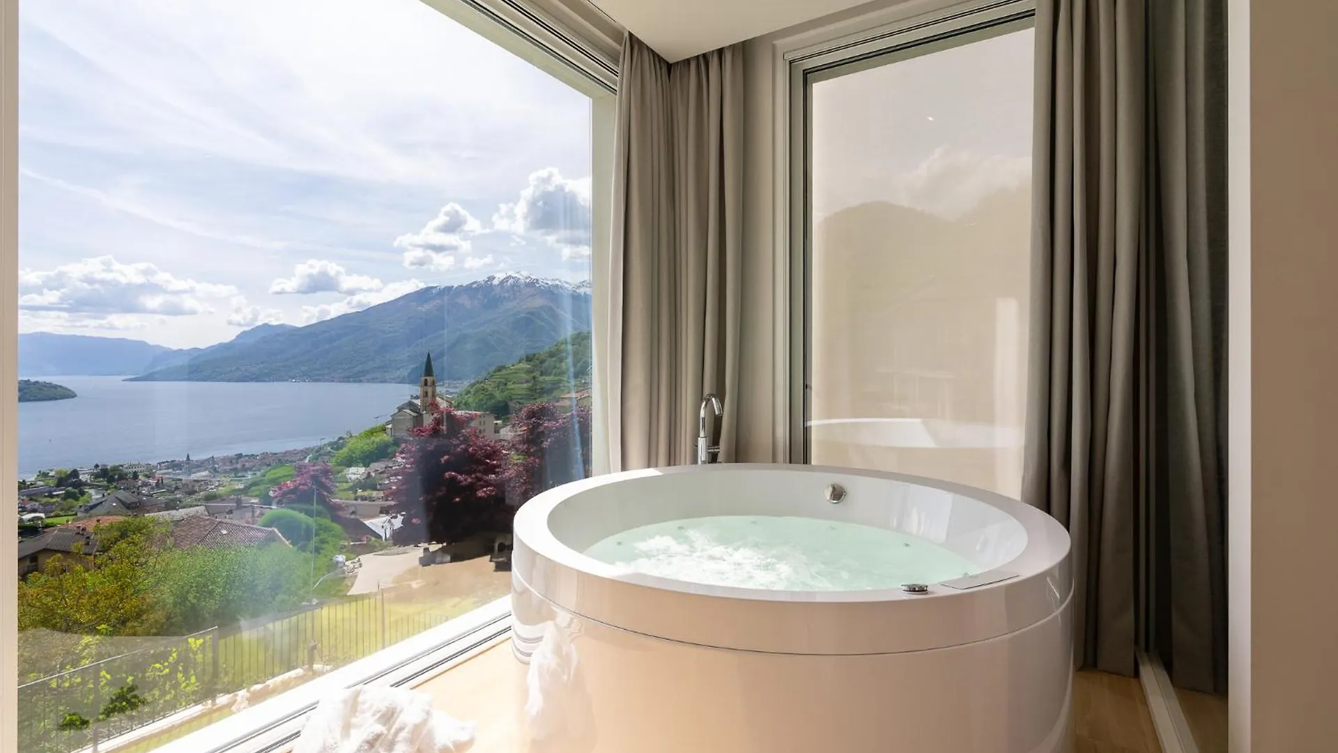 Valarin Luxury Apartments & Wellness, Vercana By Rent All Como